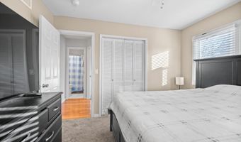110 9th St SE, Altoona, IA 50009