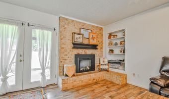 5708 3rd St, Lubbock, TX 79416