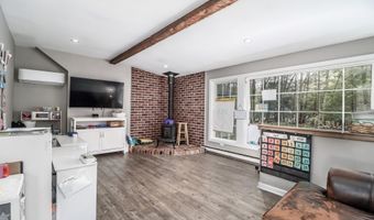 20 Puritan Valley Rd, Brookfield, CT 06804