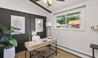 210 E GREENFIELD Ave, Algoma, WI 54201