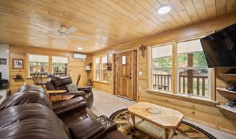 109 E Kamloop Ave, Bayview, ID 83803