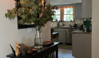 24 Rondout Ln, Accord, NY 12404