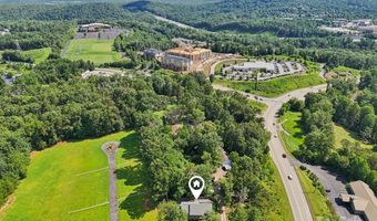 10 Memory Ln, Arden, NC 28704