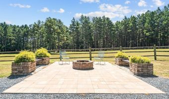 514 Pasture Cir, Aberdeen, NC 28315