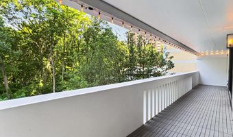 6101 EDSALL Rd 312, Alexandria, VA 22304