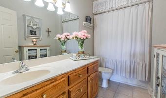 1030 El Dorado Rd, Benton, AR 72019