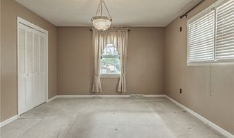 216 Skyland Dr, Belton, SC 29627