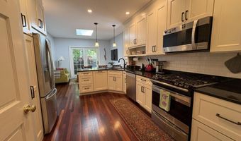 63 S Lake Ave, Albany, NY 12203