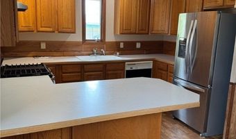 208 S F St, Bridger, MT 59014