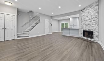 4645 VALAIS Ct 124, Alpharetta, GA 30022