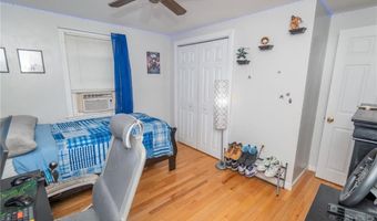 109 Fordson Ave, Cranston, RI 02910