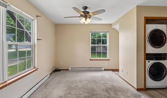 1213 10th Ave NW, Altoona, IA 50009