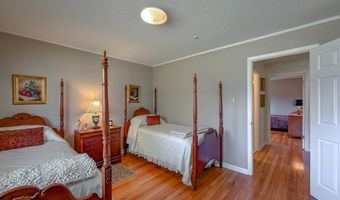 1901 Douglas Dr, Bainbridge, GA 39819