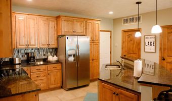 425 240th Ave 201, Arnolds Park, IA 51331