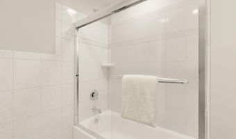 1121 S CLINTON St, Baltimore, MD 21224