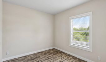 7368 NE BERWICK Dr 3, Ankeny, IA 50021