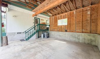 2015 THONI Rd, Addy, WA 99101