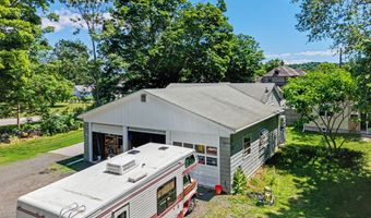 16 Old New Milford Rd, Brookfield, CT 06804