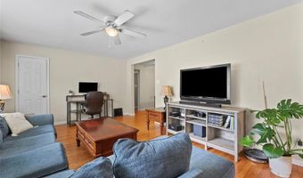 9557 Cantwell Dr, Affton, MO 63123