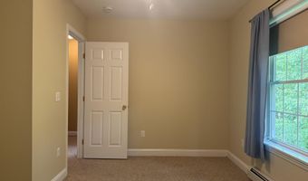 1434 Ohio St, Bangor, ME 04401