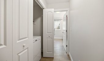 28 Brookview Cir 28, Bristol, CT 06010