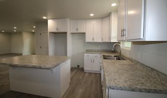 607 NW 11th St, Andrews, TX 79714