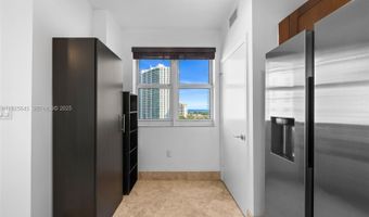 19900 E Country Club Dr 1112, Aventura, FL 33180