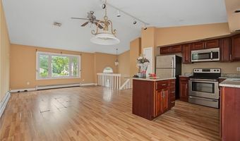 15 Atlantic Ave, North Providence, RI 02904