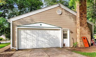 667 Duxbury Ct SE, Ada, MI 49301