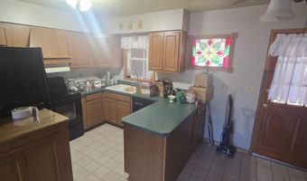 522 N 8Th St, Albia, IA 52531