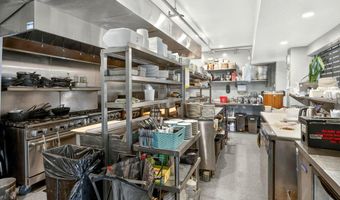 84 N Main St, Ashland, OR 97520