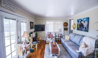 172 E Red Hill Rd, Central, UT 84722