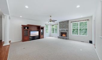 17 WATERTON Dr, Bear, DE 19701