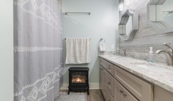 321 Saint George St, Bay St. Louis, MS 39520
