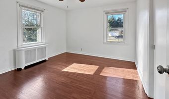 5 Chappell St, Chaplin, CT 06235