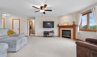 5371 Bear Creek Pass Pass, Auburn, IN 46706