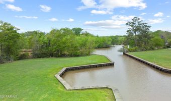 9405 Wahoo Ln, Abbeville, LA 70510