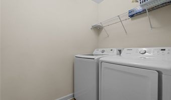 110 Lightwater Dr, Aberdeen, NC 28315