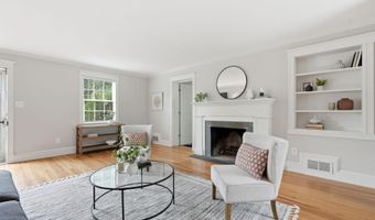 6524 27TH St N, Arlington, VA 22213