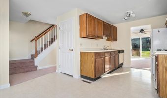 200 Heroux Blvd 606, Cumberland, RI 02864
