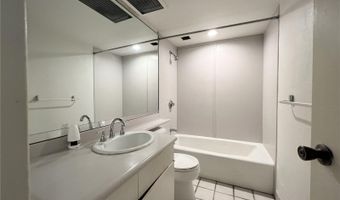 1860 Ala Moana Blvd 902B, Honolulu, HI 96815