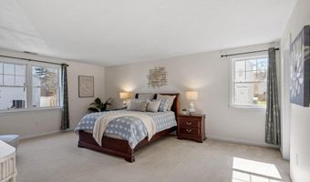 5 Westside Dr, Acton, MA 01720