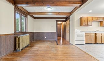 540 Longmeadow Rd, Amherst, NY 14226