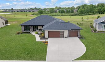 2021 Fairway Dr, Auburn, IN 46706