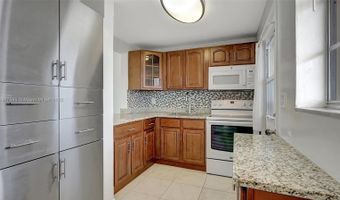 2905 Point East Dr L514, Aventura, FL 33160