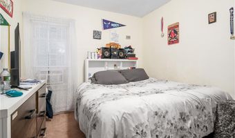 13 Elizabeth St, Cumberland, RI 02864