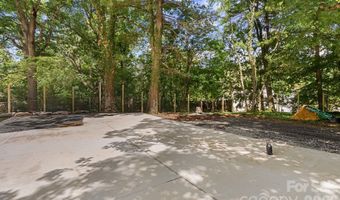 35 Grindstaff Dr, Asheville, NC 28803