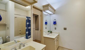 242 Commonwealth Ave, Brandon, MS 39047