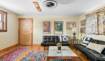 32 Maple St, Andover, NH 03216