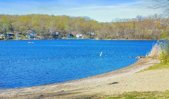 312 Shore Dr, Coventry, CT 06238